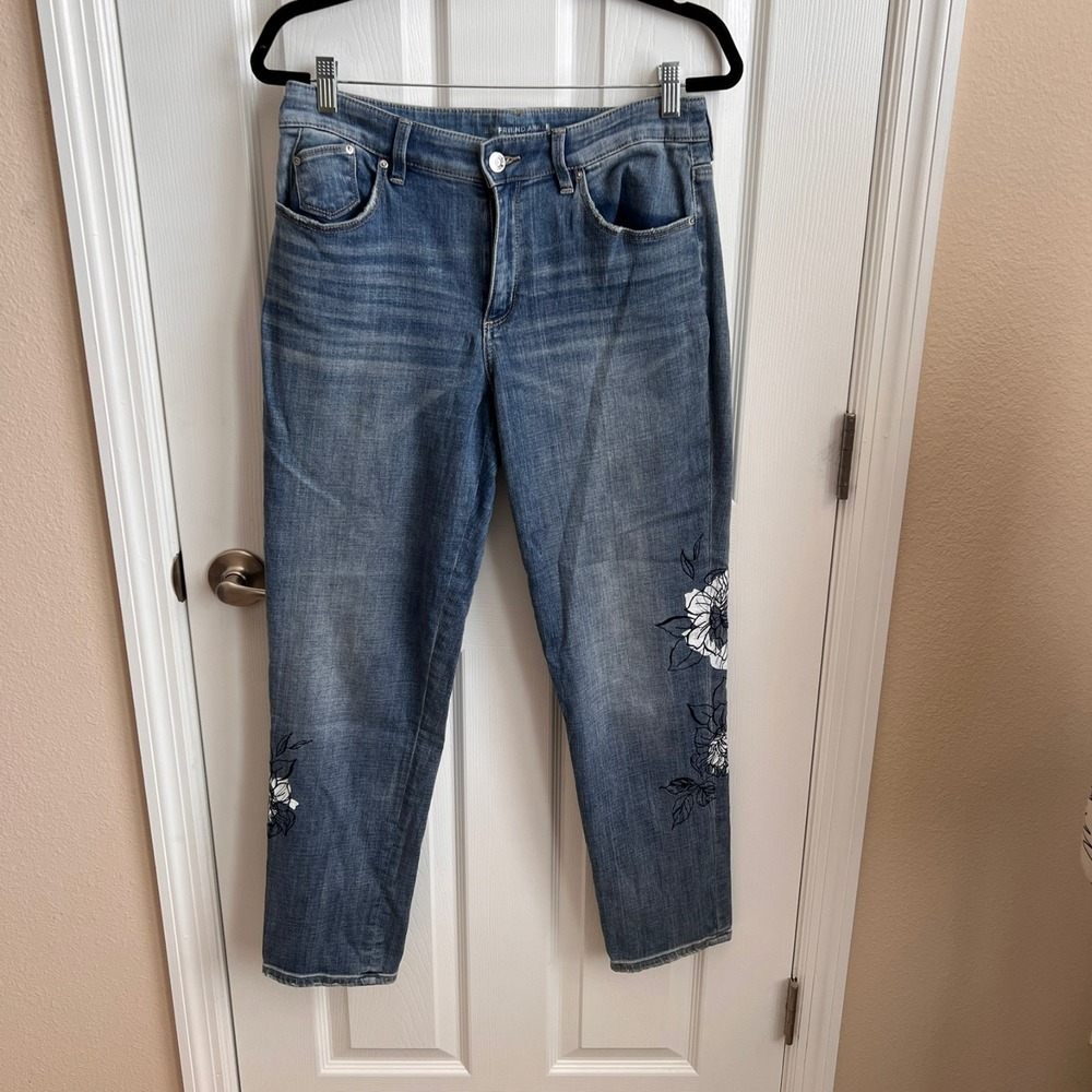 Chico's Floral Embroidered Denim Jeans Boyfriend‎ Ankle Light Wash Size 4R